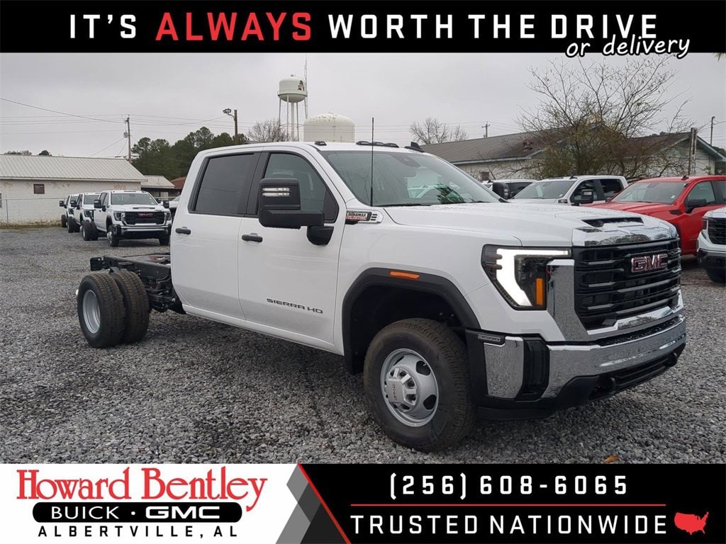 2026 GMC Sierra 3500 Chassis Cab Pro's photo