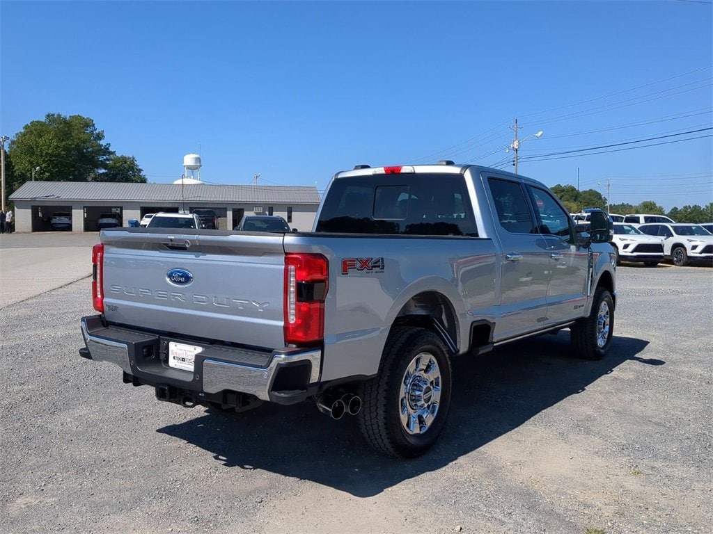 Used 2024 Ford F-250 Lariat Truck