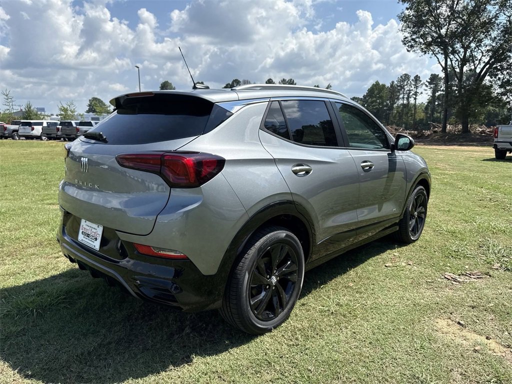 2026 Buick Encore GX Sport Touring photo 2