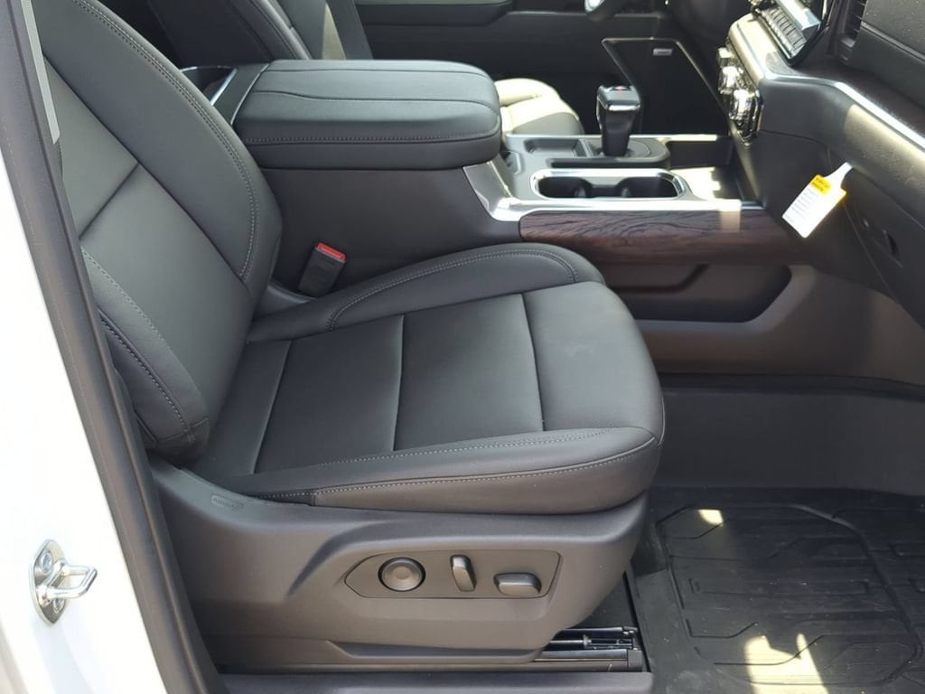 2026 GMC Sierra 1500 SLT - Photo 27