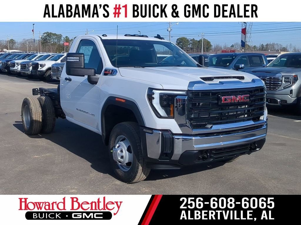 2026 GMC Sierra 4WD Regular Cab Chassis LWB Pro's photo