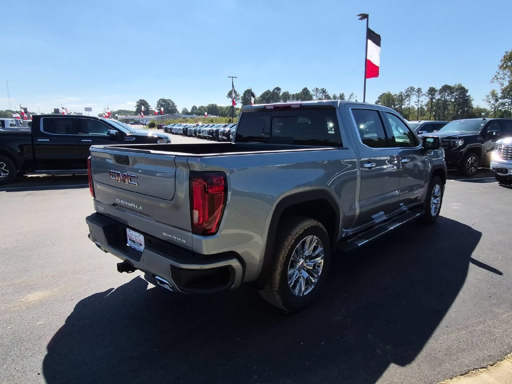 New 2026 GMC Sierra 1500 Denali Truck — photo 3 of 4