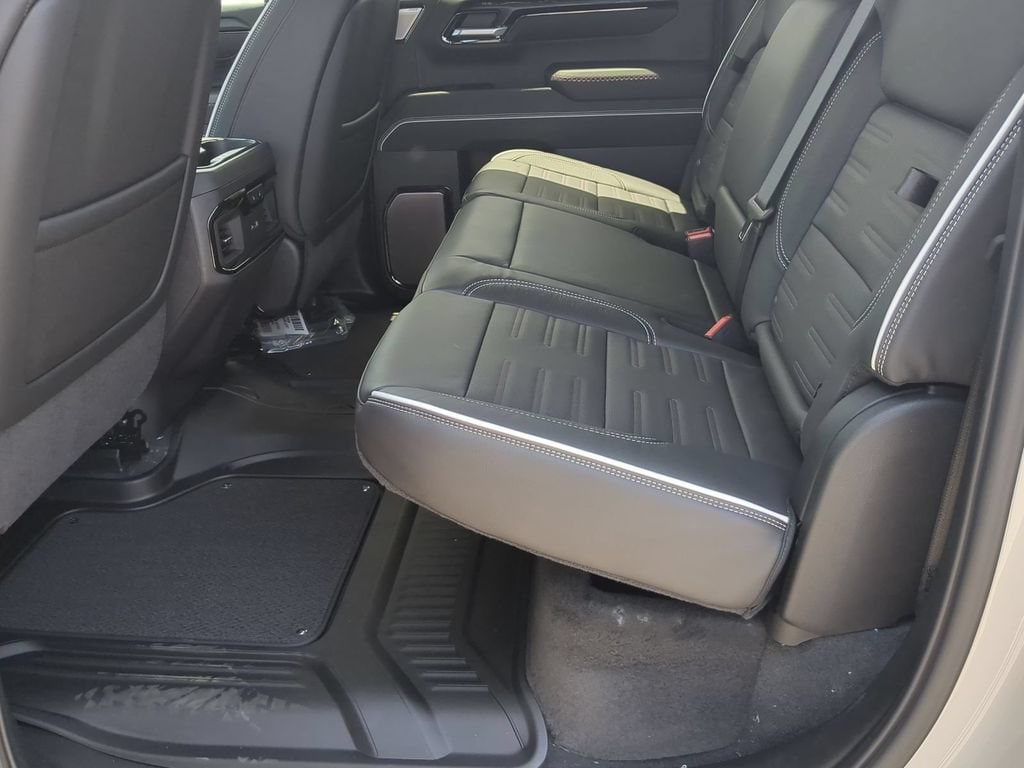 2026 GMC Sierra 1500 AT4X - Photo 25