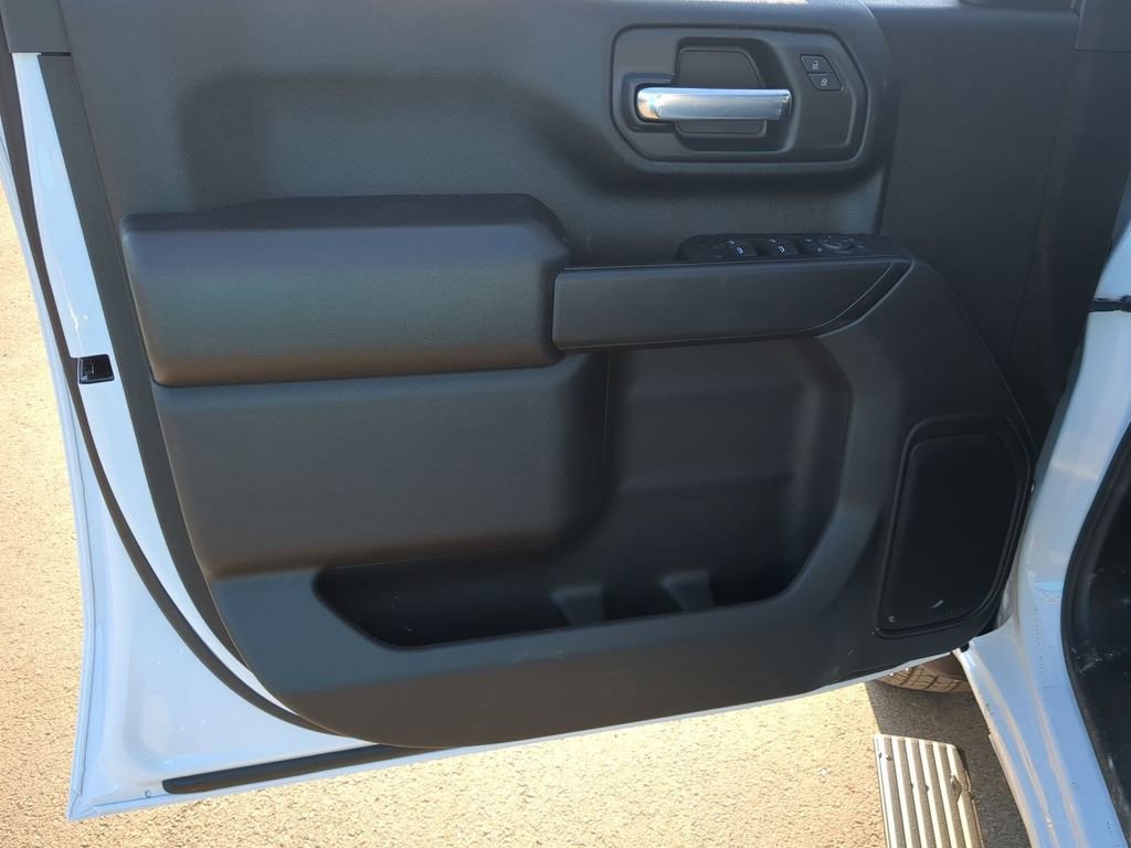 2026 GMC Sierra 3500 Chassis Cab Pro - Photo 19
