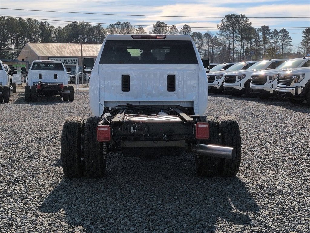 New 2026 GMC Sierra 3500 HD Chassis Cab Pro Truck