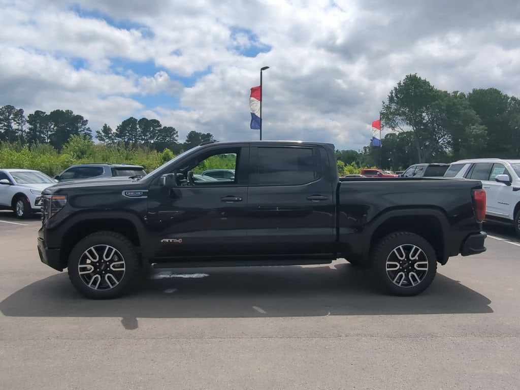 2026 GMC Sierra 1500 AT4 - Photo 6