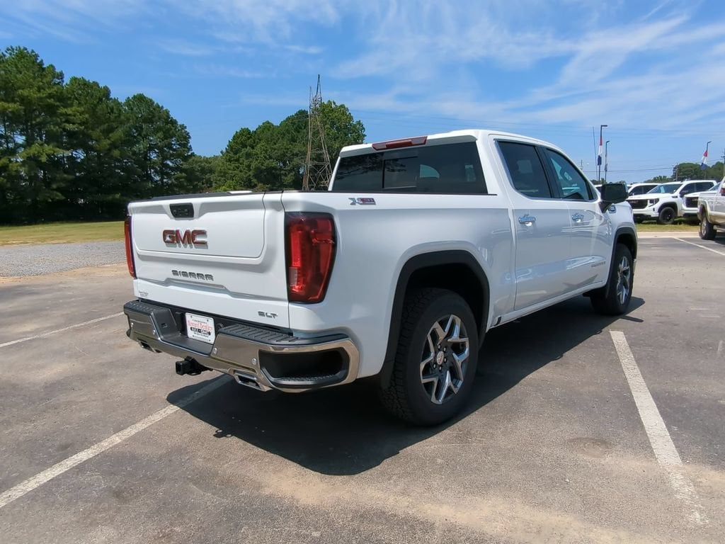 New 2026 GMC Sierra 1500 SLT Truck — photo 3 of 4