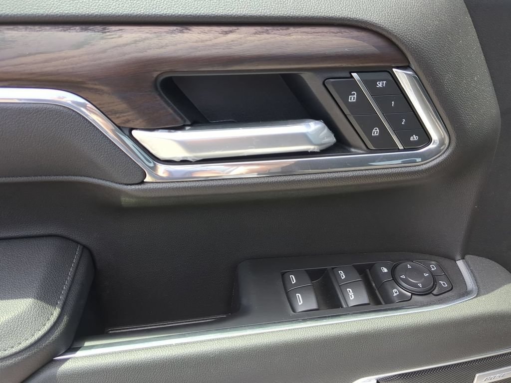 2026 GMC Sierra 1500 SLT - Photo 23