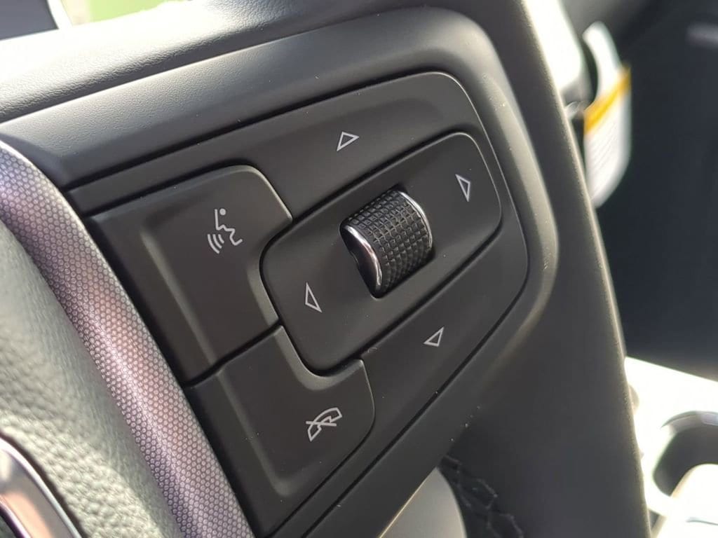 2026 GMC Sierra 1500 SLT - Photo 35
