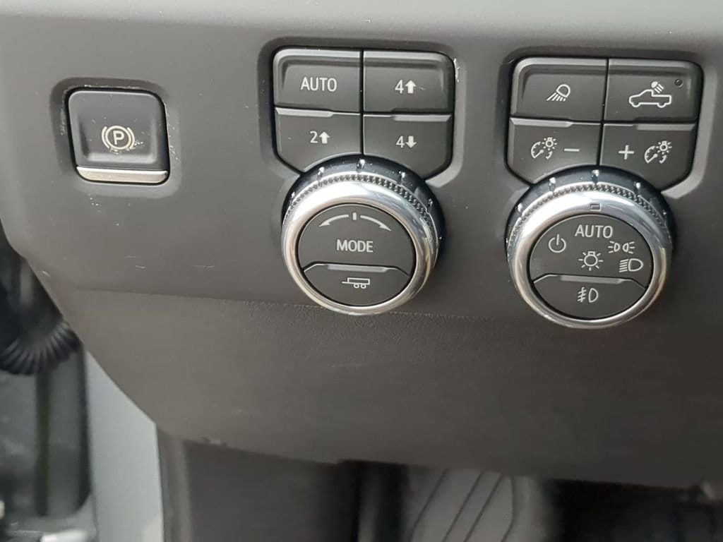 2026 GMC Sierra 2500HD Denali Ultimate - Photo 17