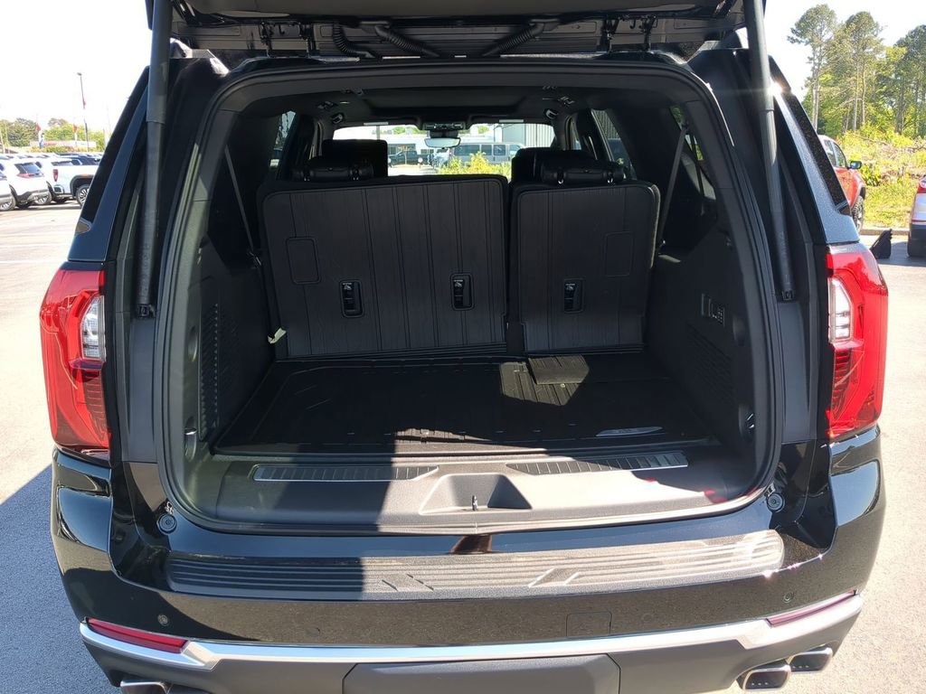 2026 GMC Yukon XL Denali - Photo 26