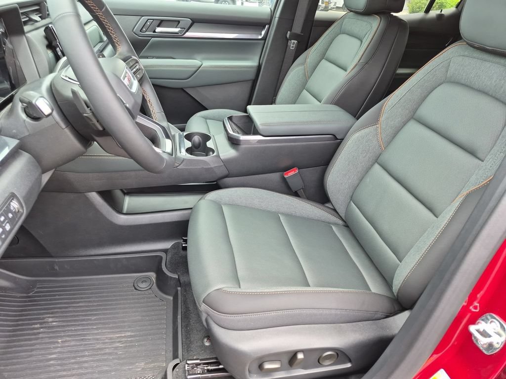 2026 GMC Terrain AT4 - Photo 19