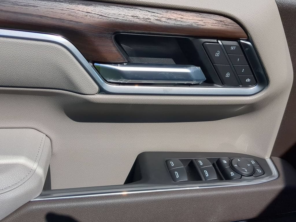 2026 GMC Sierra 1500 SLT - Photo 23