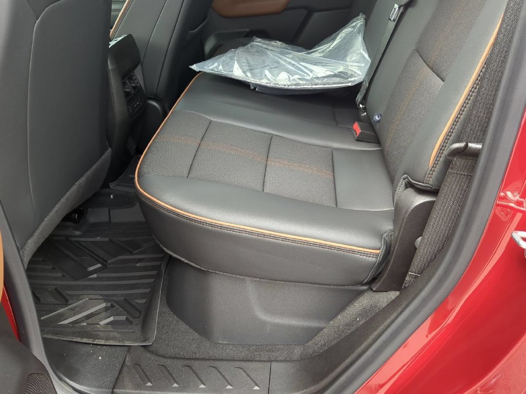 2026 GMC Canyon AT4 - Photo 23