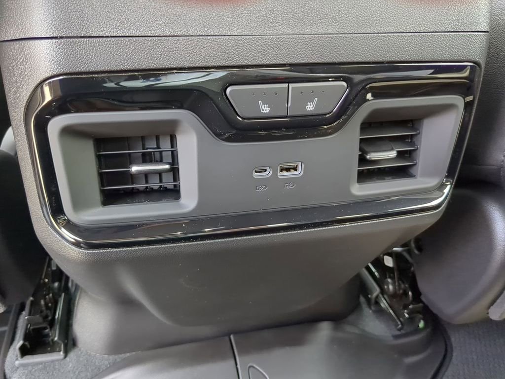 2026 GMC Sierra 1500 AT4 - Photo 21