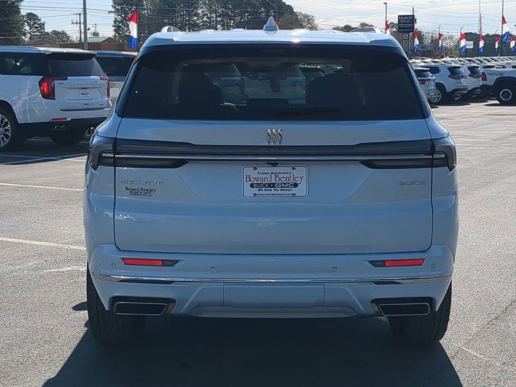 New 2026 Buick Enclave Avenir SUV New 2026 Buick Enclave Avenir SUV — photo 3 of 4