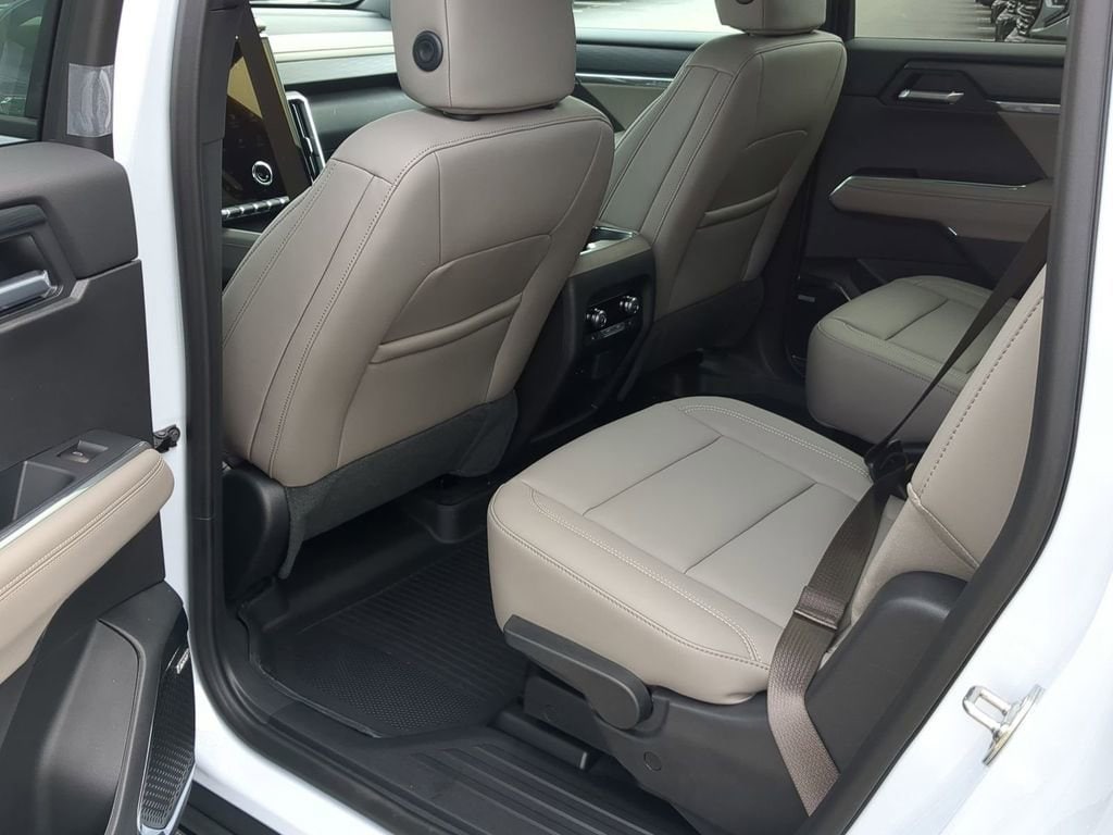 2026 GMC Acadia Elevation - Photo 24