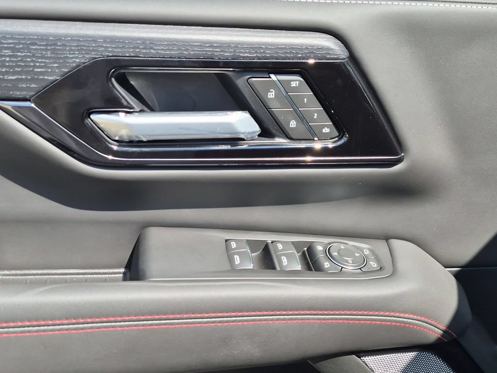 2026 GMC Yukon XL AT4 Ultimate - Photo 23