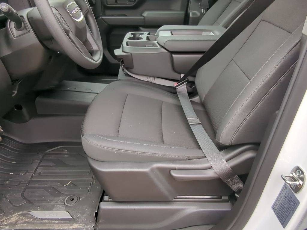 2026 GMC Sierra 3500HD Pro - Photo 17
