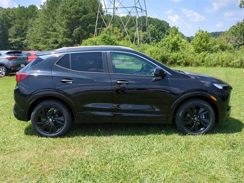 2026 Buick Encore GX Sport Touring photo 2