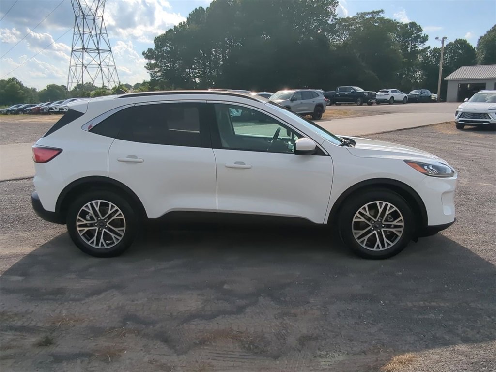 2020 Ford Escape SEL photo 2