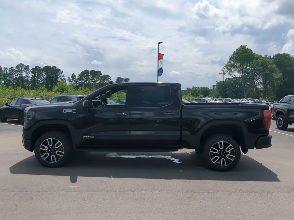 2026 GMC Sierra 1500 AT4 - Photo 6