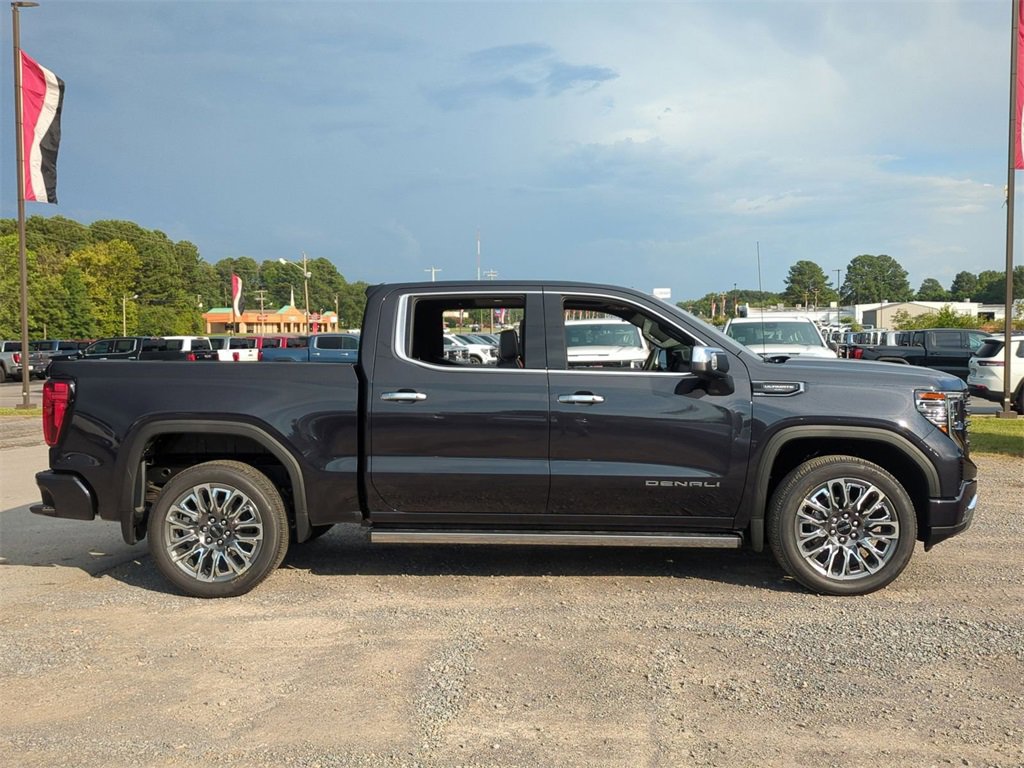2025 Gmc Sierra Denali Ultimate photo 2