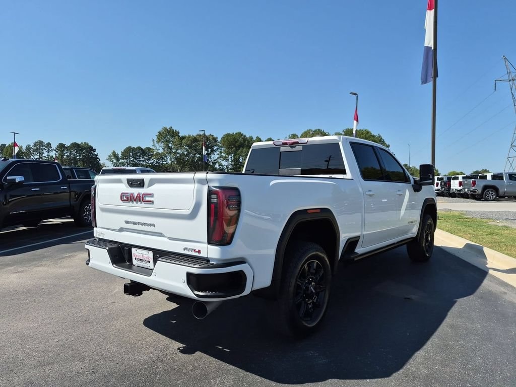 Used 2024 GMC Sierra 2500 HD AT4 Truck — photo 4 of 4