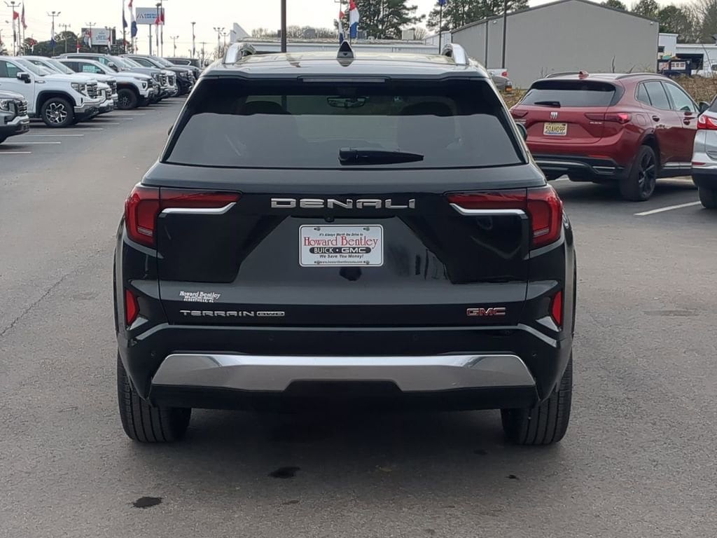 2026 GMC Terrain Denali - Photo 4