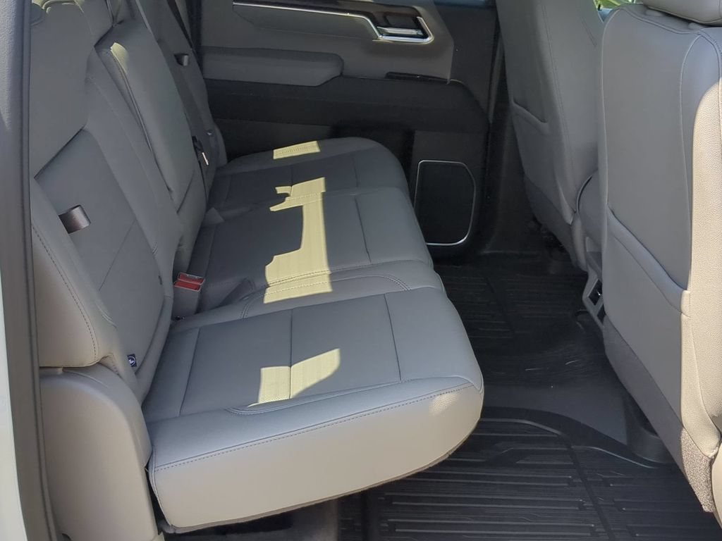 2026 GMC Sierra 1500 SLT - Photo 24