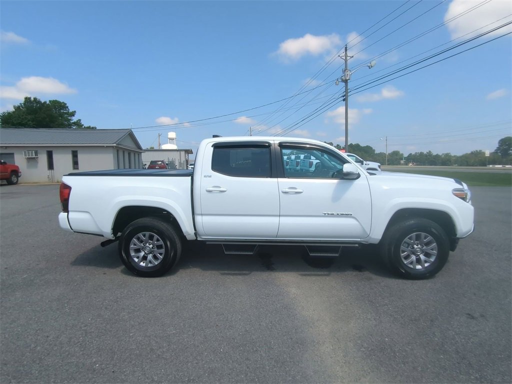 2023 Toyota Tacoma SR5 V6 photo 2