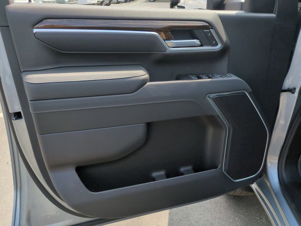 2026 GMC Sierra 3500HD SLE - Photo 20