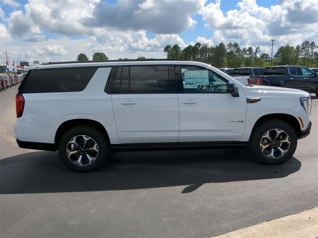 2026 Gmc Yukon XL AT4 Ultimate photo 2