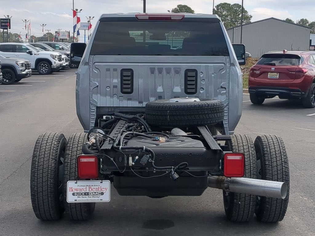 New 2026 GMC Sierra 3500 HD Chassis Cab SLE Truck