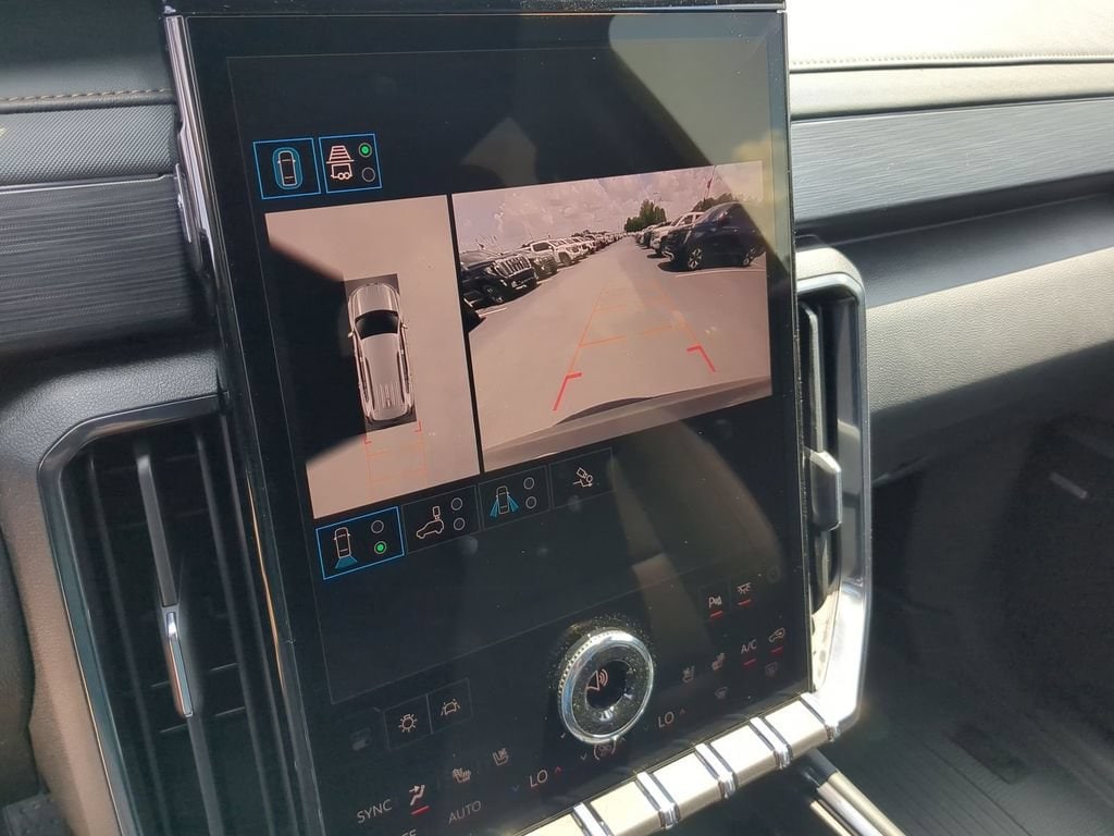 2026 GMC Acadia AT4 - Photo 14