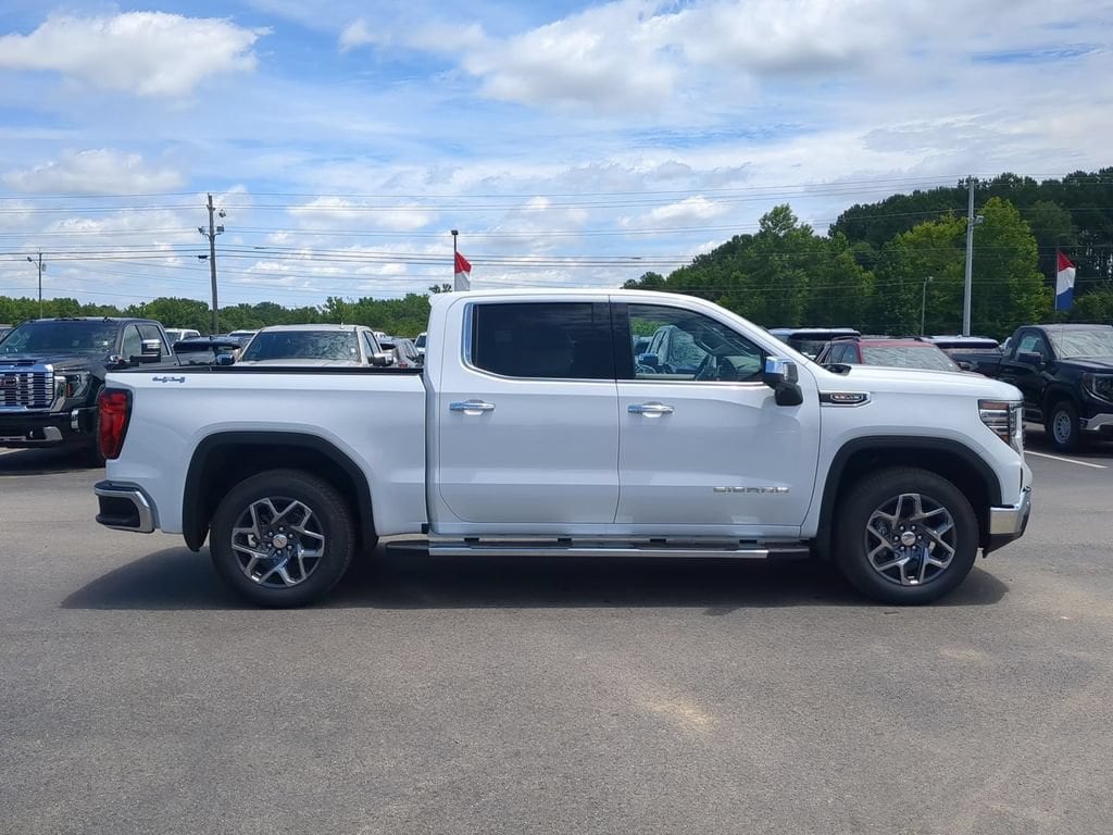 New 2026 GMC Sierra 1500 SLT Truck New 2026 GMC Sierra 1500 SLT Truck — photo 2 of 4