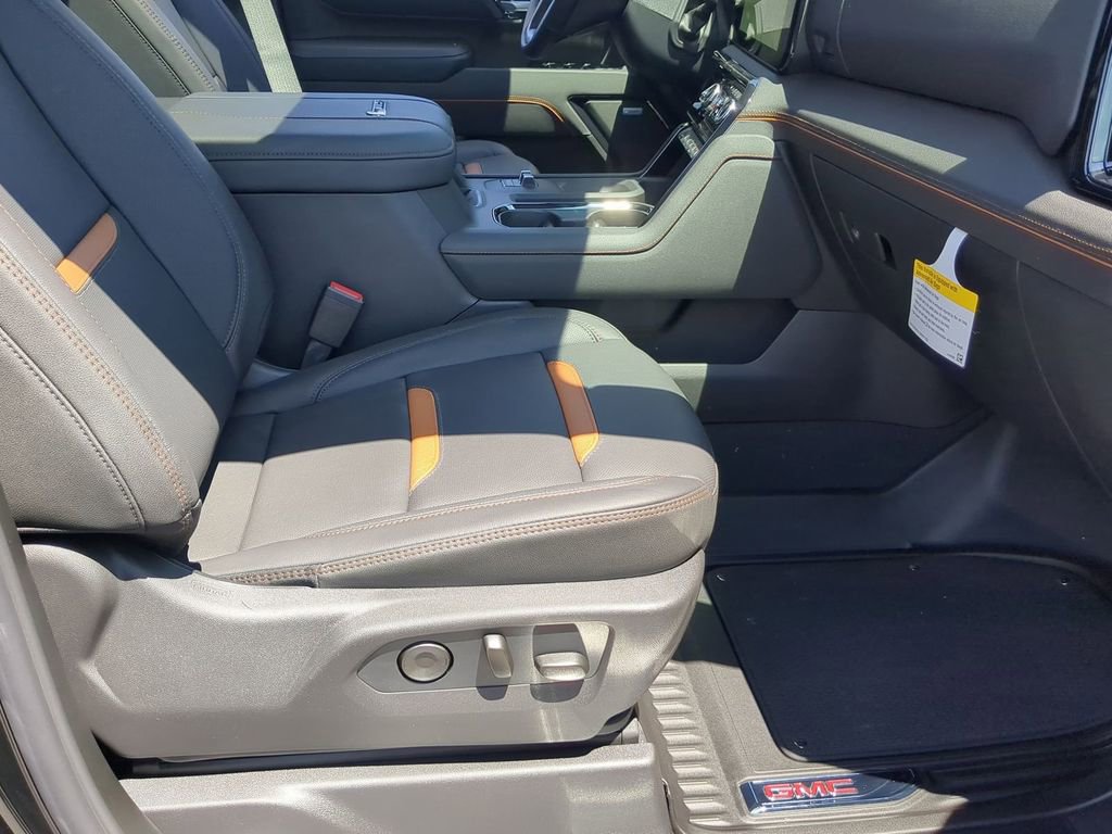2026 GMC Sierra 2500HD AT4 - Photo 28