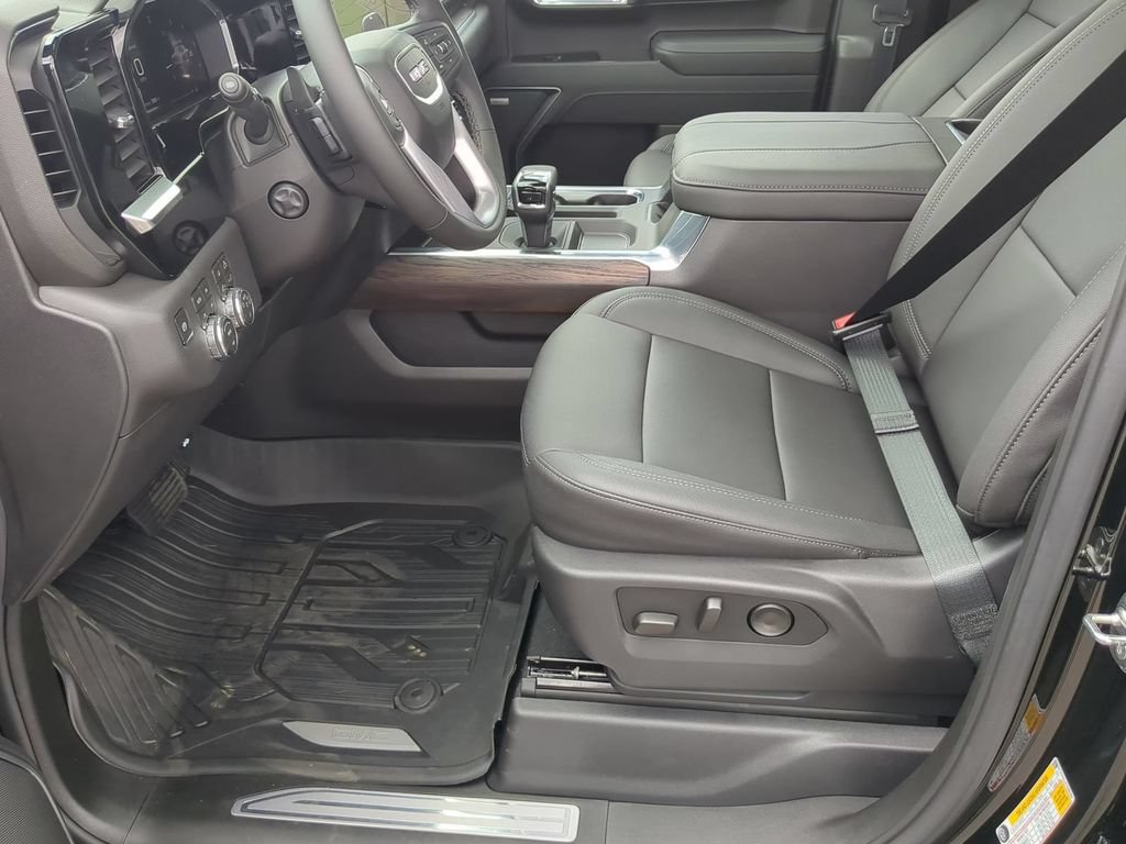 2026 GMC Sierra 1500 SLT - Photo 19