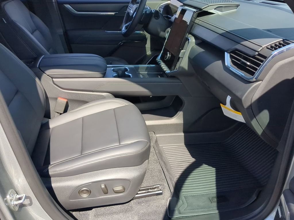 2026 GMC Acadia Elevation - Photo 27