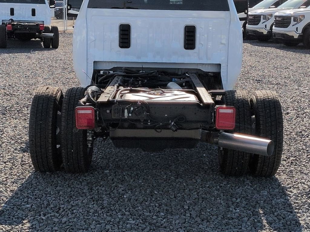 2026 GMC Sierra 3500HD Pro - Photo 22