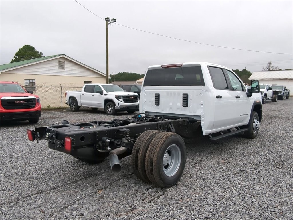 New 2026 GMC Sierra 3500 HD Chassis Cab Pro Truck
