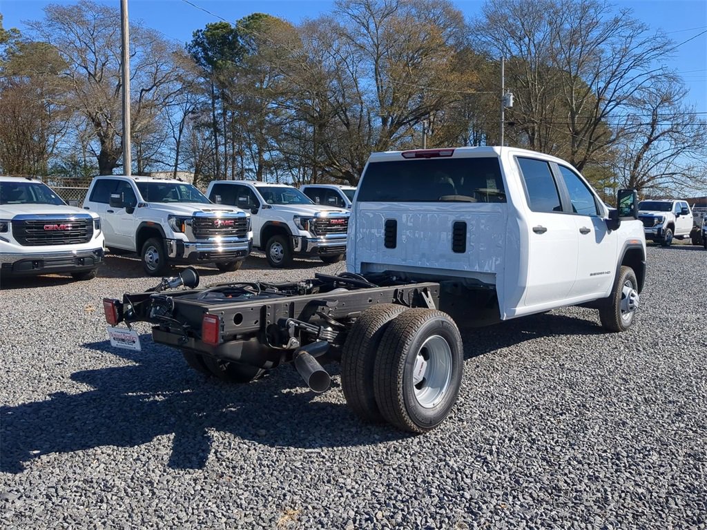 2026 Gmc Sierra 3500 HD Pro photo 3