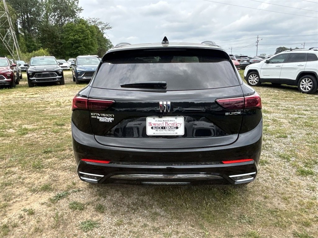 2025 Buick Envision Sport Touring photo 4