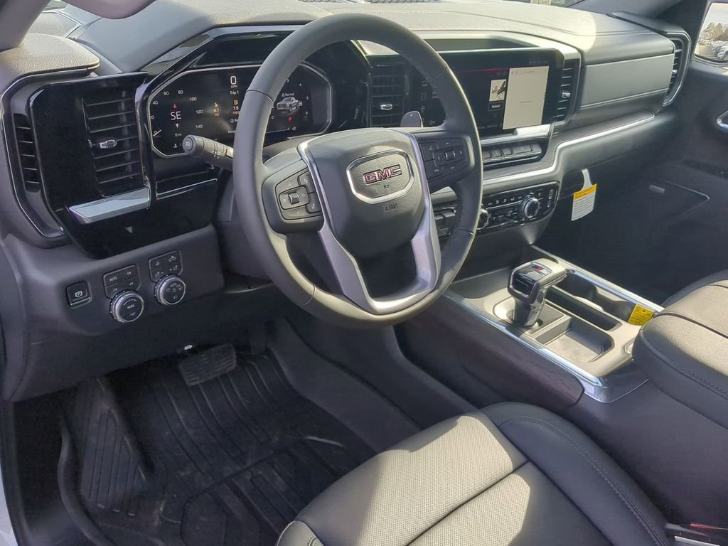 2026 GMC Sierra 1500 SLT - Photo 9