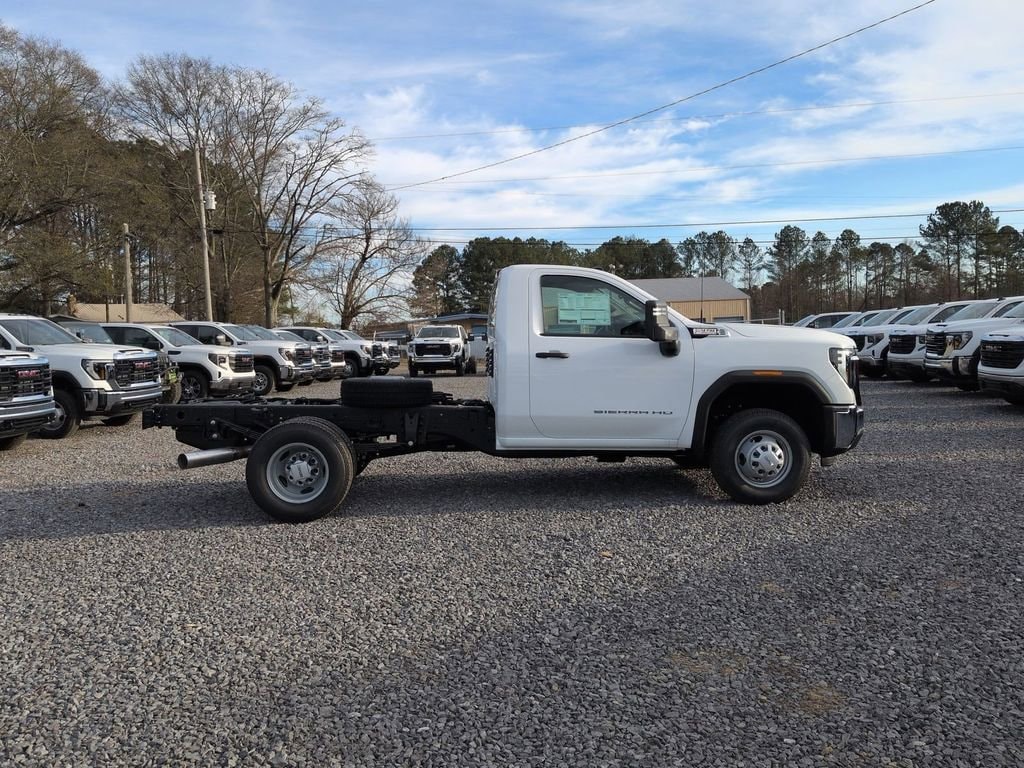 New 2026 GMC Sierra 3500 HD Chassis Cab Pro Truck