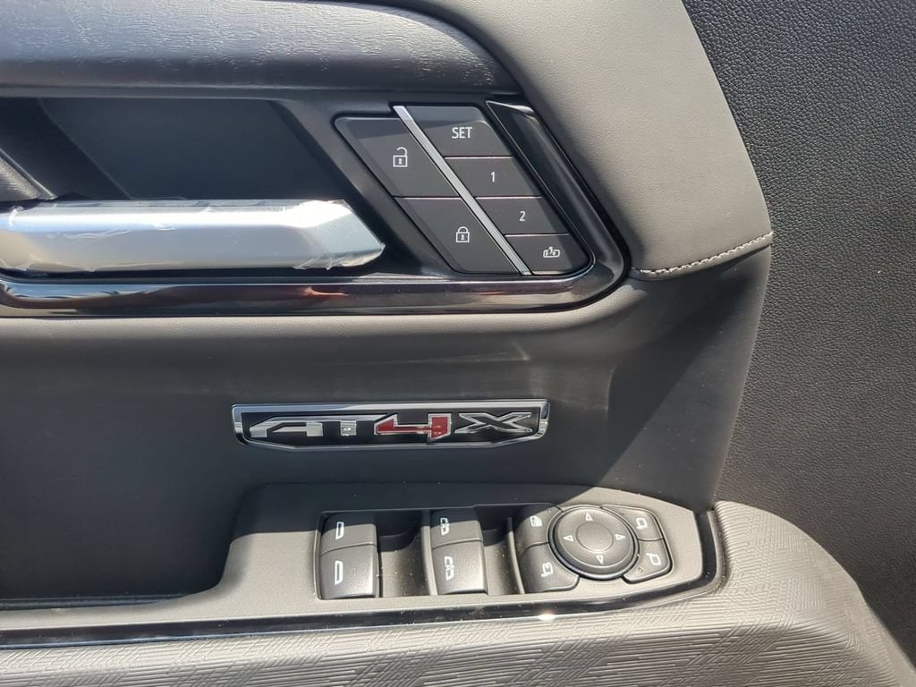2026 GMC Sierra 1500 AT4X - Photo 23