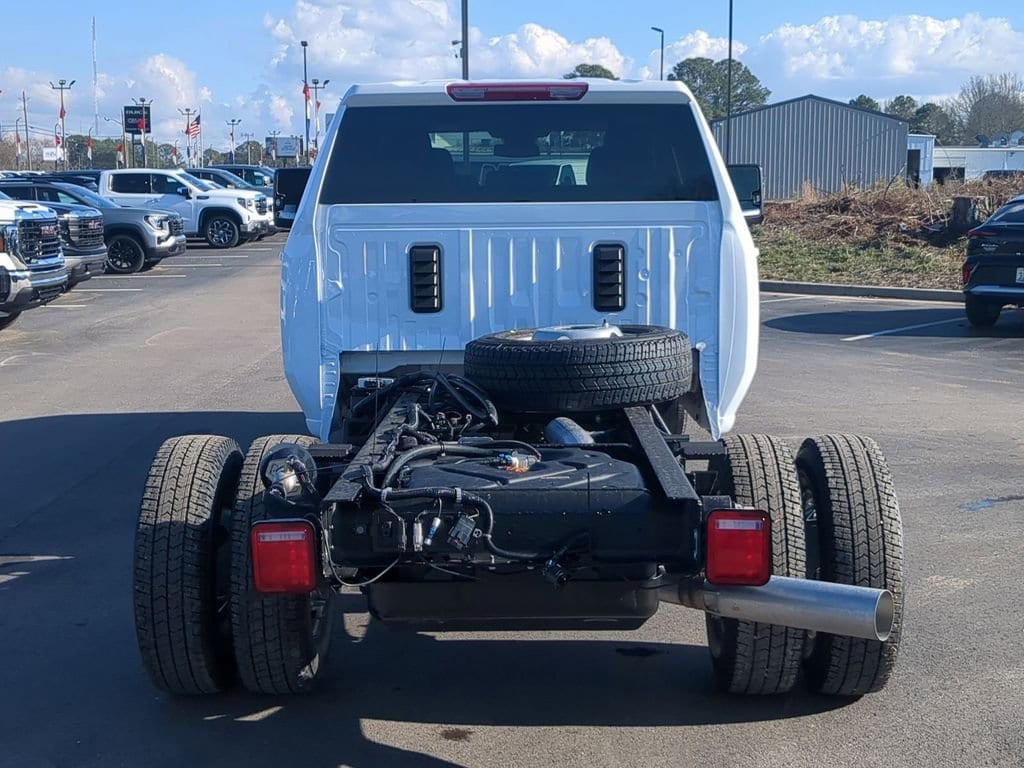 New 2026 GMC Sierra 3500 HD Chassis Cab SLE Truck