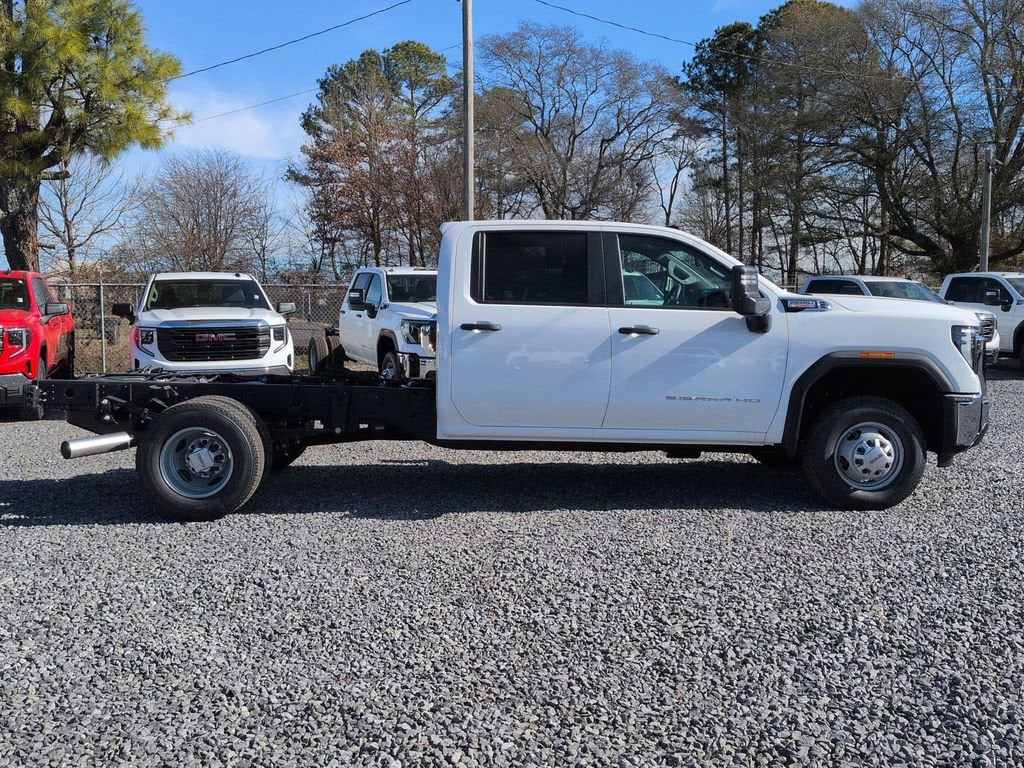 New 2026 GMC Sierra 3500 HD Chassis Cab Pro Truck
