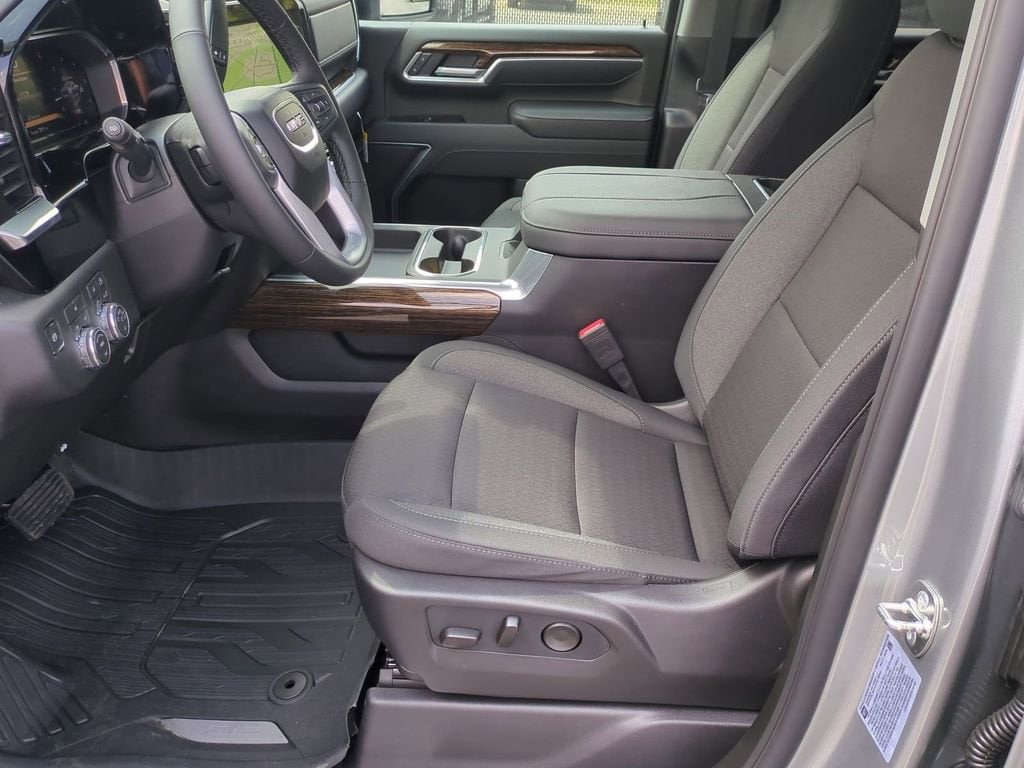 2026 GMC Sierra 3500HD SLE - Photo 17