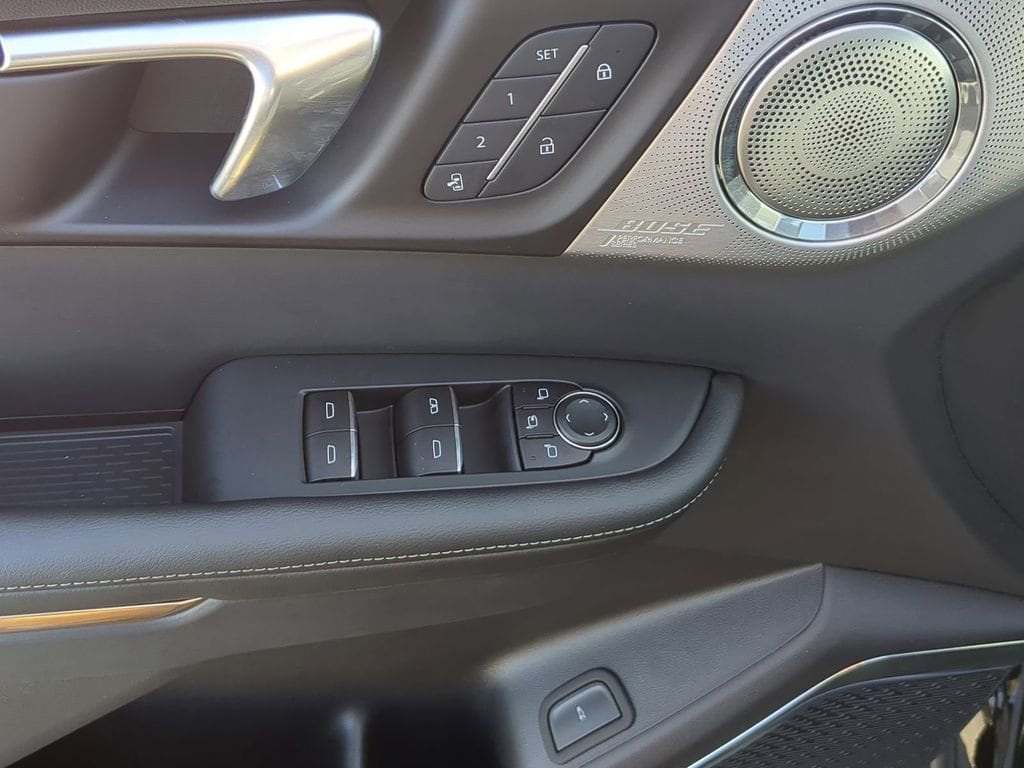 2026 Buick Enclave Avenir - Photo 23